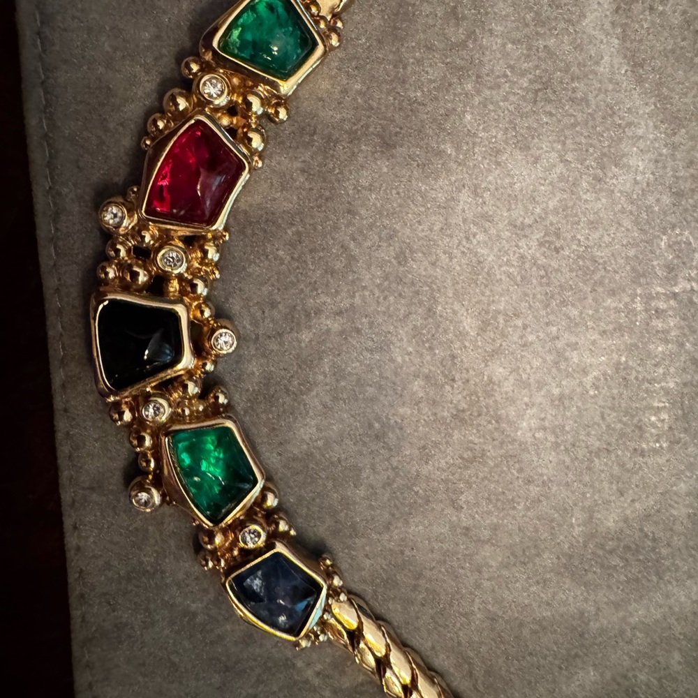 Dior Authentic Gold and Colored Gripoix Stone Necklace with Vintage Charm - Picture 3 of 8
